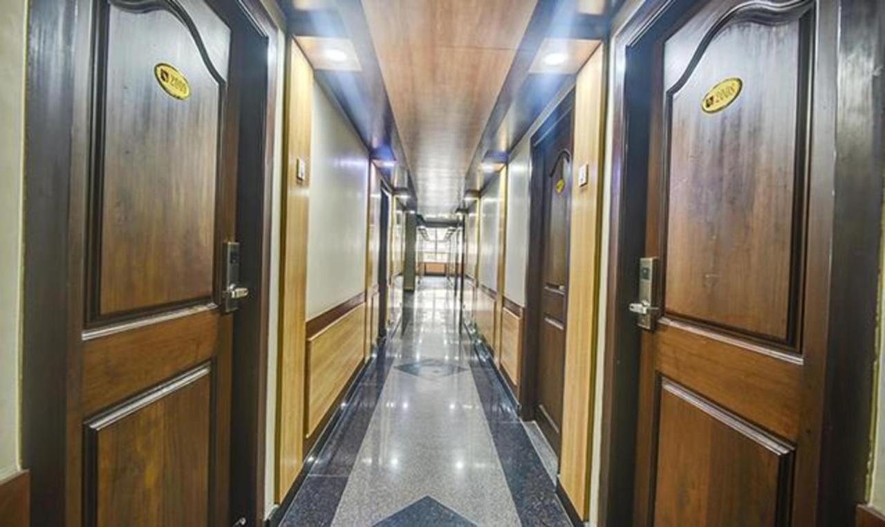 Fabhotel Central Palace Chennai Eksteriør billede