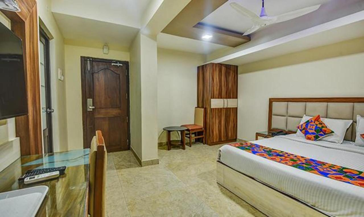 Fabhotel Central Palace Chennai Eksteriør billede